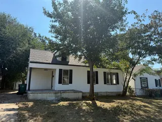 Sold home at 1028 SW 28th Street