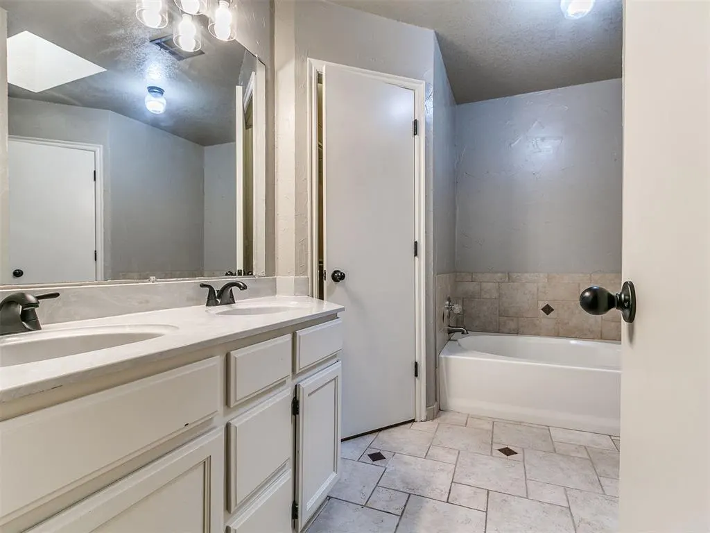 Photo 21 — 617 W Golden Eagle Drive, Norman, OK 73072