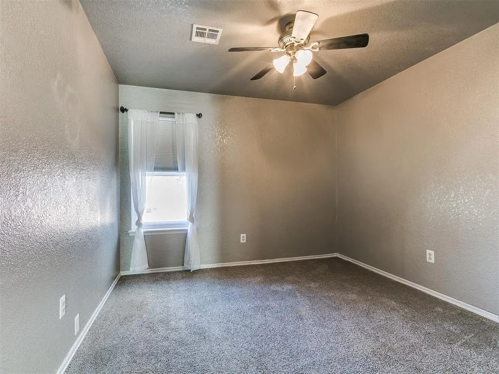 Photo 26 — 617 W Golden Eagle Drive, Norman, OK 73072