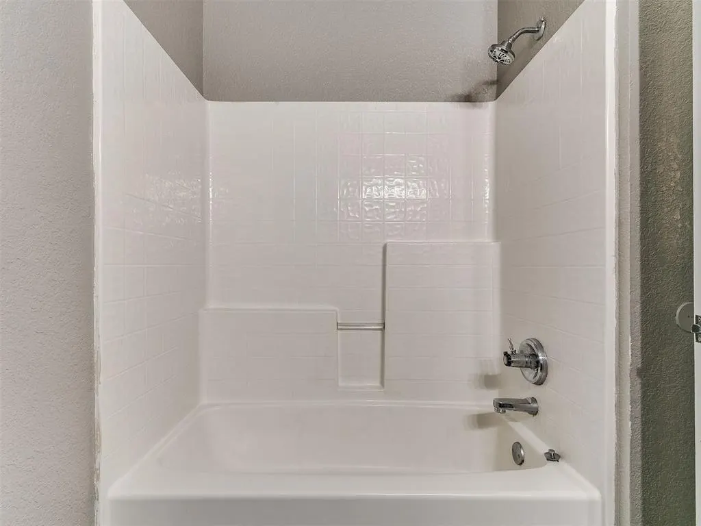 Photo 30 — 617 W Golden Eagle Drive, Norman, OK 73072