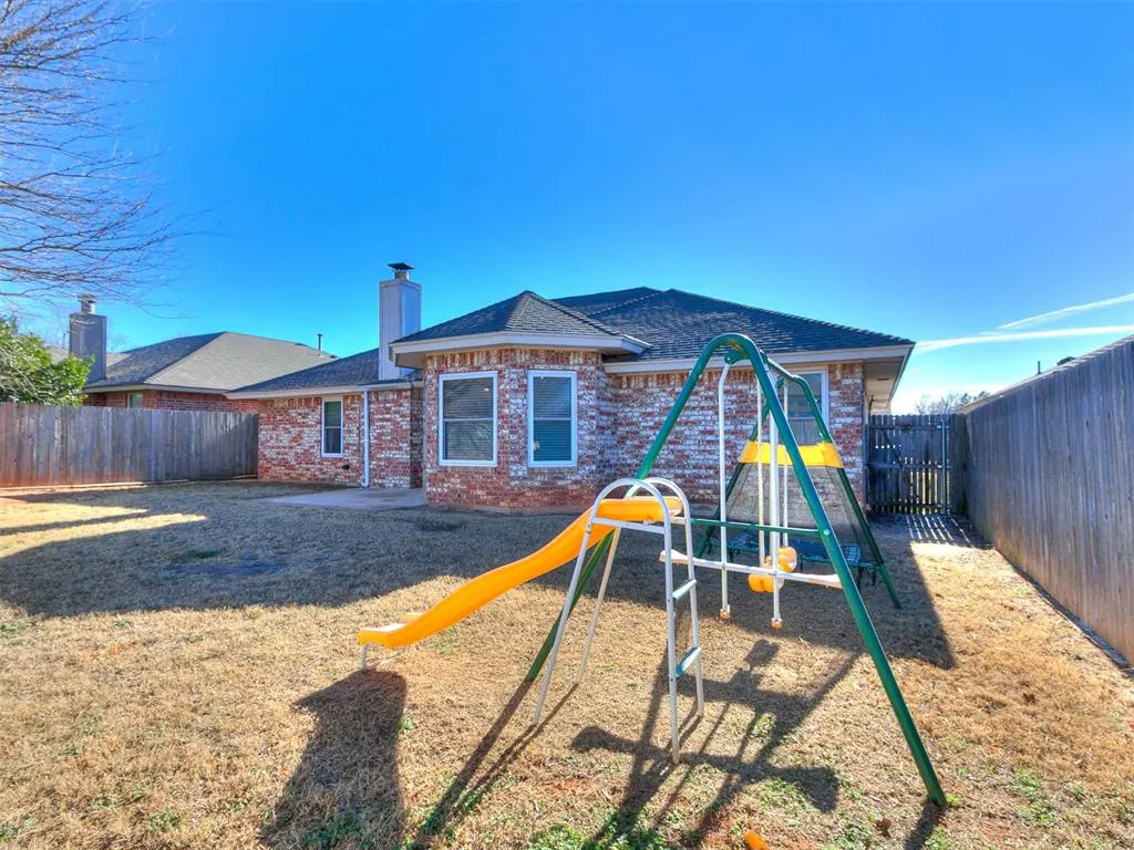 Photo 37 — 617 W Golden Eagle Drive, Norman, OK 73072