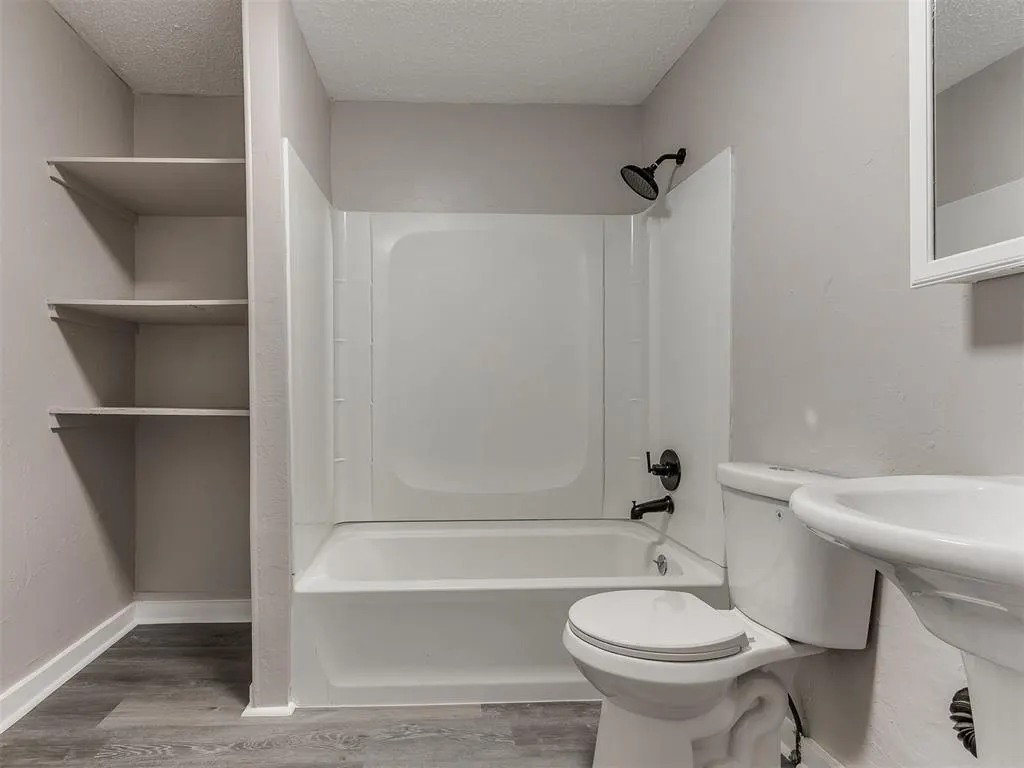 Photo 12 — 500 SE 47th Street, Oklahoma City, OK 73129