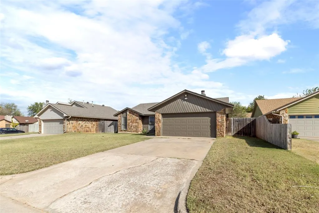 Photo 6 — 1104 Victor Court, Oklahoma City, OK 73130