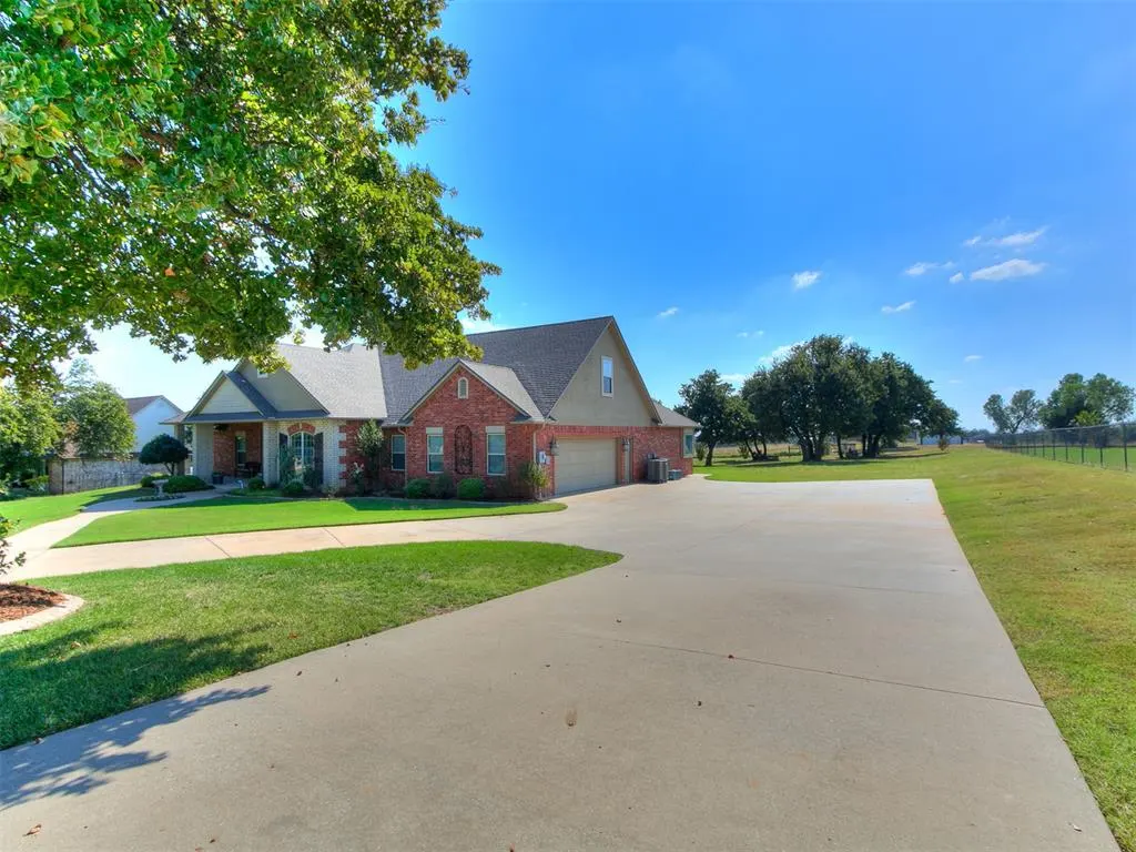 Photo 8 — 3316 Fawn Run, Blanchard, OK 73010
