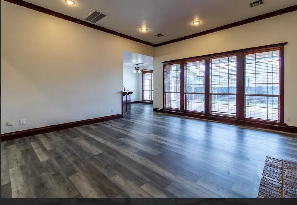 Photo 5 — 2301 SW 105th Court, Oklahoma City, OK 73170