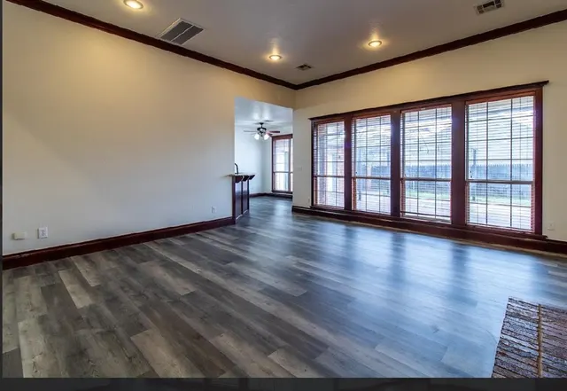 Photo 5 — 2301 SW 105th Court, Oklahoma City, OK 73170