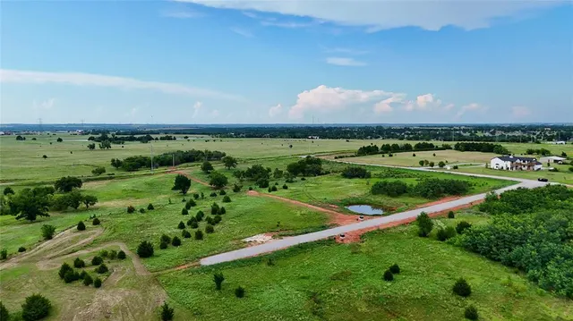 Photo 5 — 3 W Industrial Road, Guthrie, OK 73044