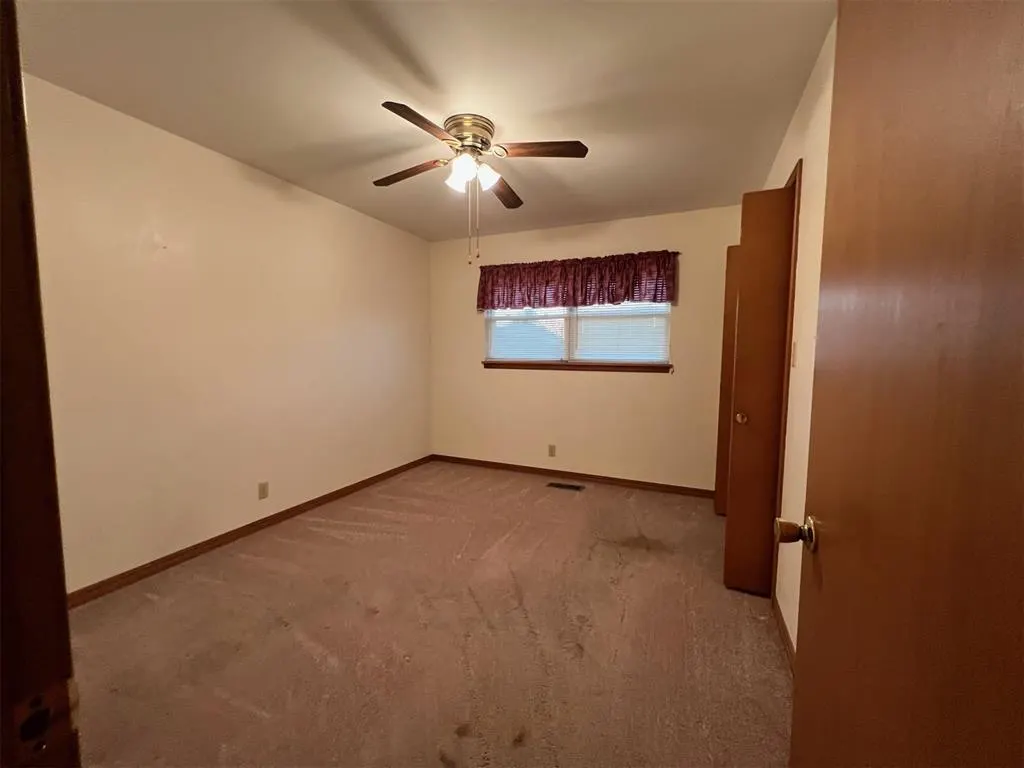 Photo 33 — 409 S Bruce Street, Carnegie, OK 73015