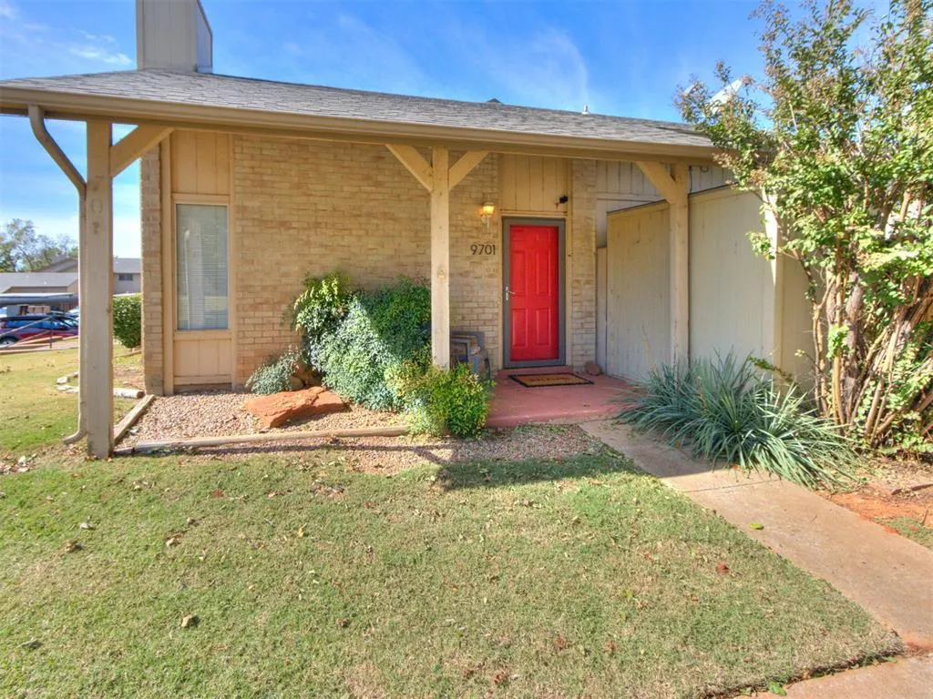 Photo 6 — 9701 Hefner Village Boulevard, Oklahoma City, OK 73162