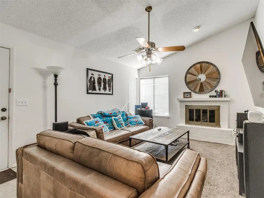 Photo 10 — 9701 Hefner Village Boulevard, Oklahoma City, OK 73162