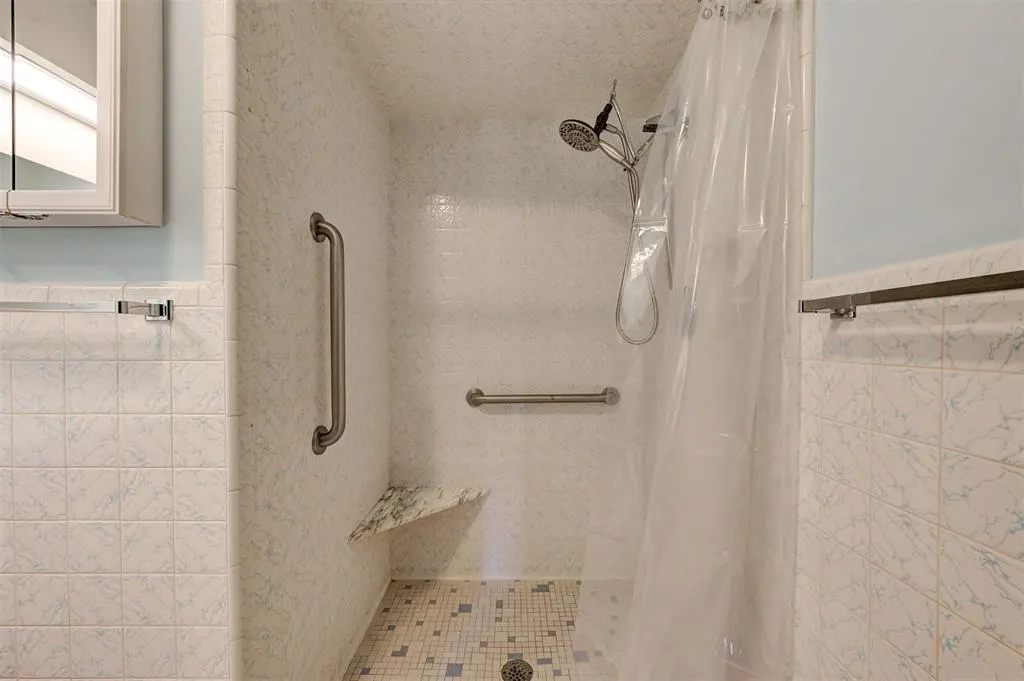 Photo 24 — 2415 NE 98th Street, Oklahoma City, OK 73131
