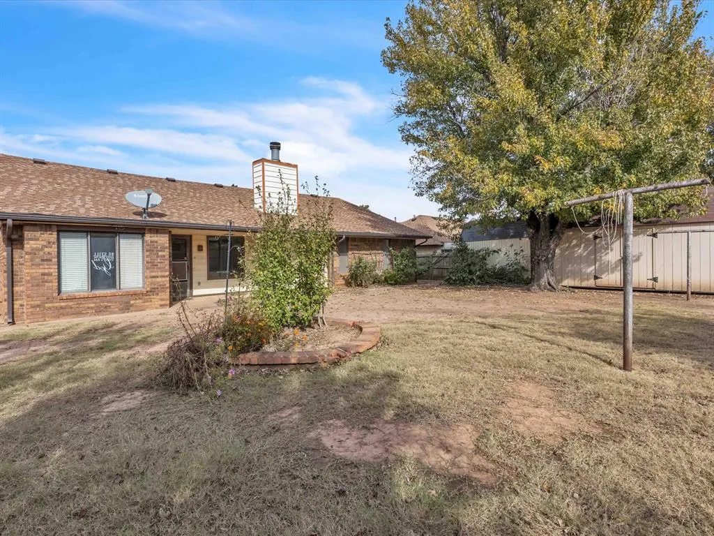 Photo 24 — 20 Springfield Drive, Oklahoma City, OK 73149