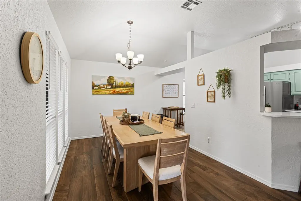 Photo 11 — 900 Blue Ridge Drive, Edmond, OK 73003