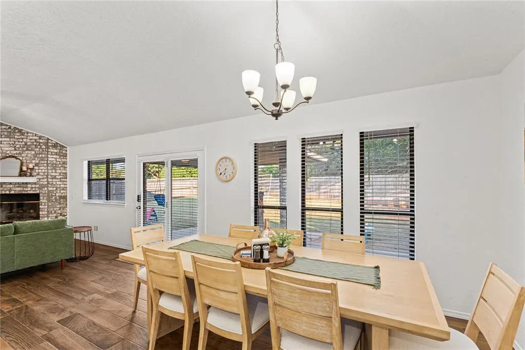 Photo 12 — 900 Blue Ridge Drive, Edmond, OK 73003