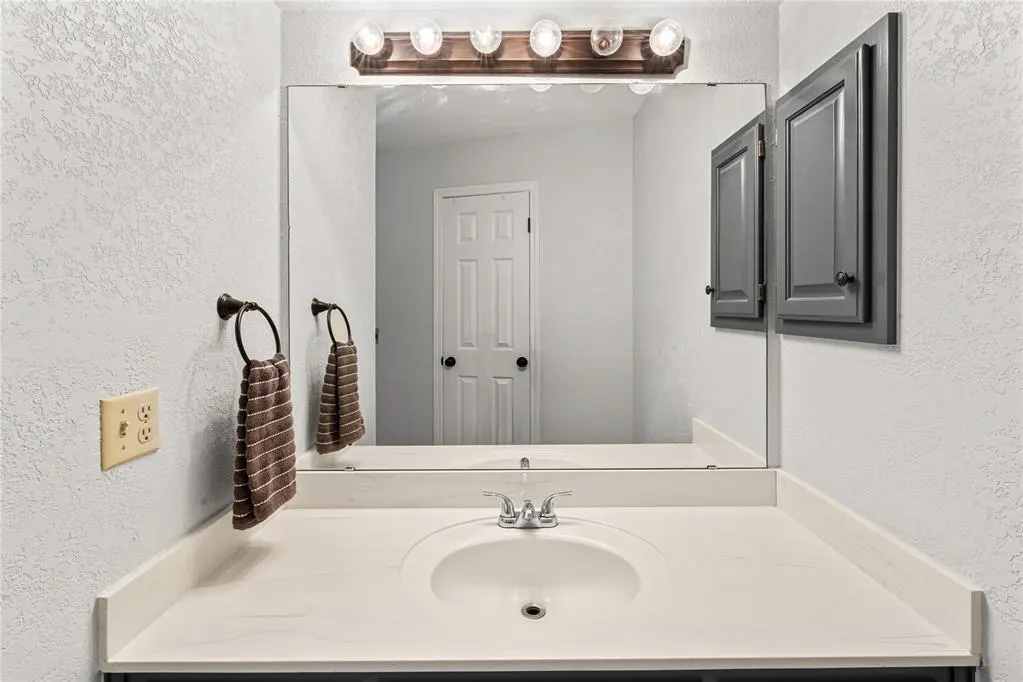 Photo 24 — 900 Blue Ridge Drive, Edmond, OK 73003