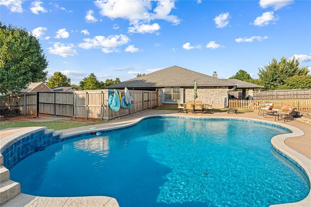 Photo 37 — 900 Blue Ridge Drive, Edmond, OK 73003