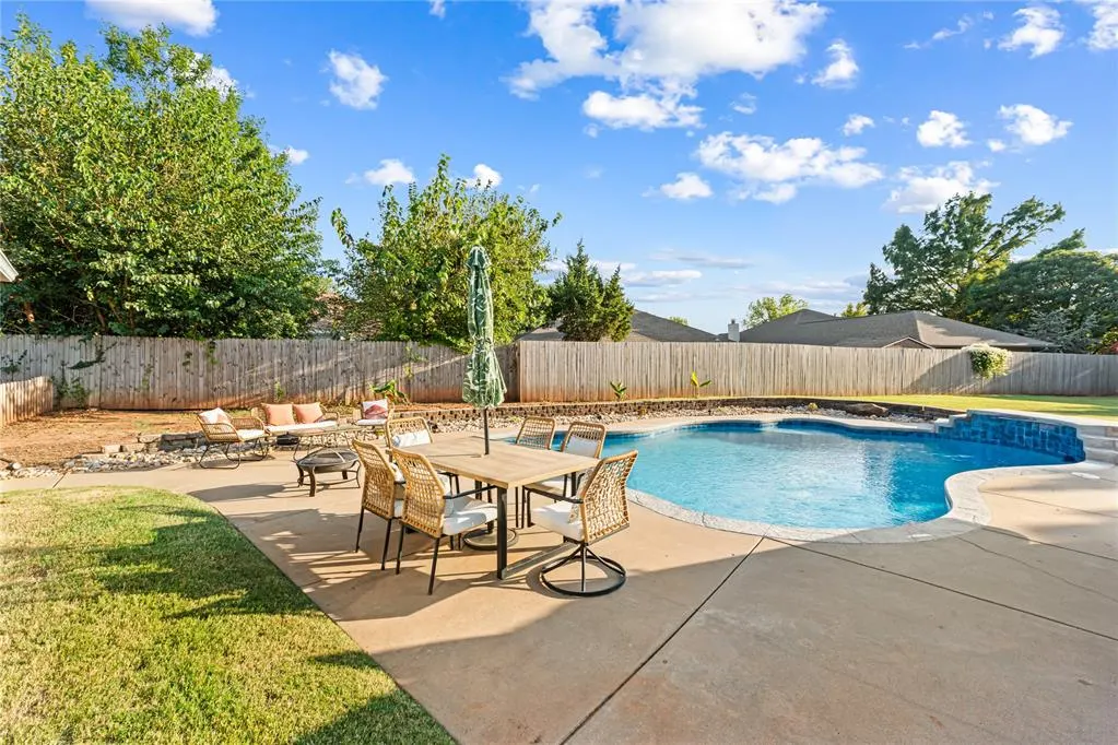 Photo 38 — 900 Blue Ridge Drive, Edmond, OK 73003