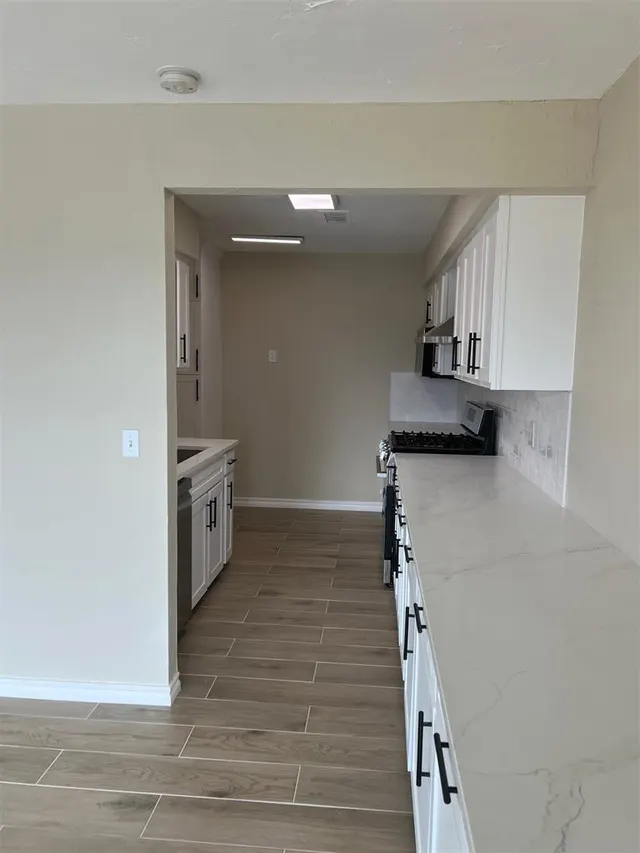 Photo 6 — 2525 NW 62nd Street 201, Oklahoma City, OK 73112