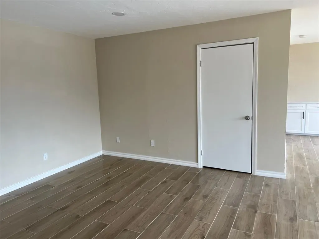 Photo 13 — 2525 NW 62nd Street 201, Oklahoma City, OK 73112
