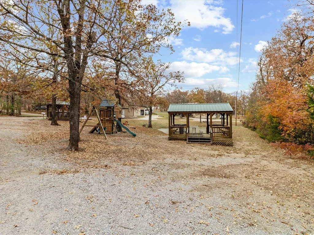 Photo 6 — 2131 Sioux Drive, Sulphur, OK 73086
