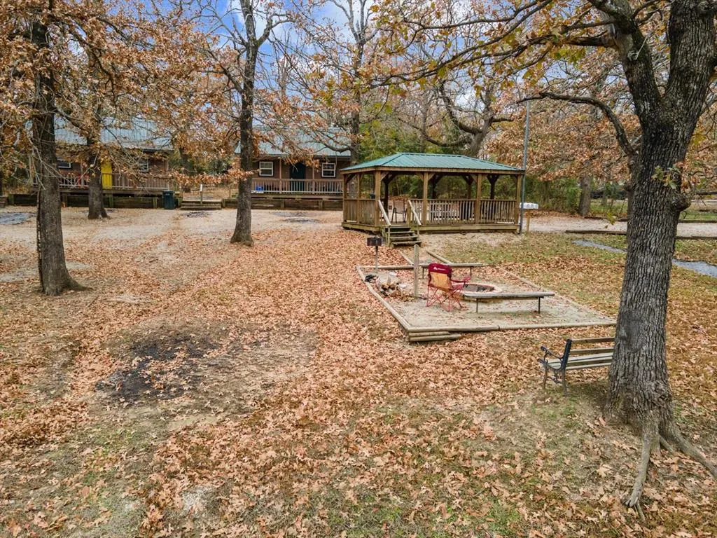 Photo 10 — 2131 Sioux Drive, Sulphur, OK 73086