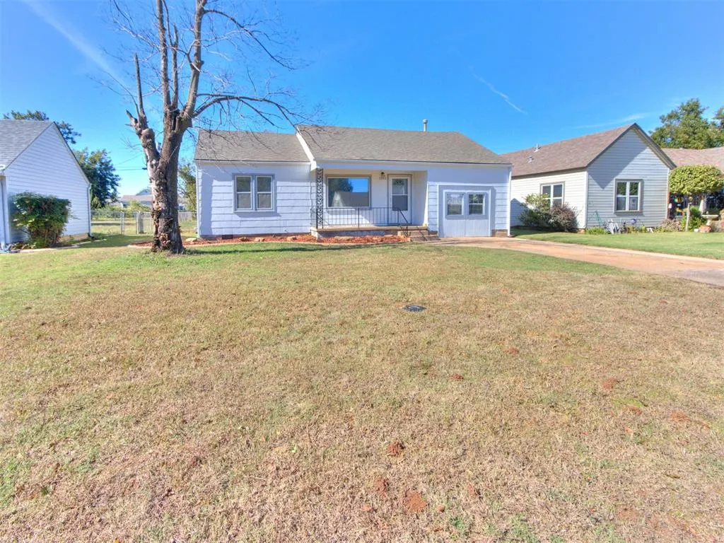 Photo 2 — 1102 S 9th Street, Kingfisher, OK 73750