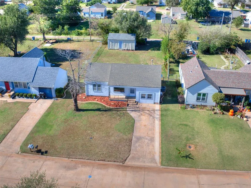 Photo 11 — 1102 S 9th Street, Kingfisher, OK 73750