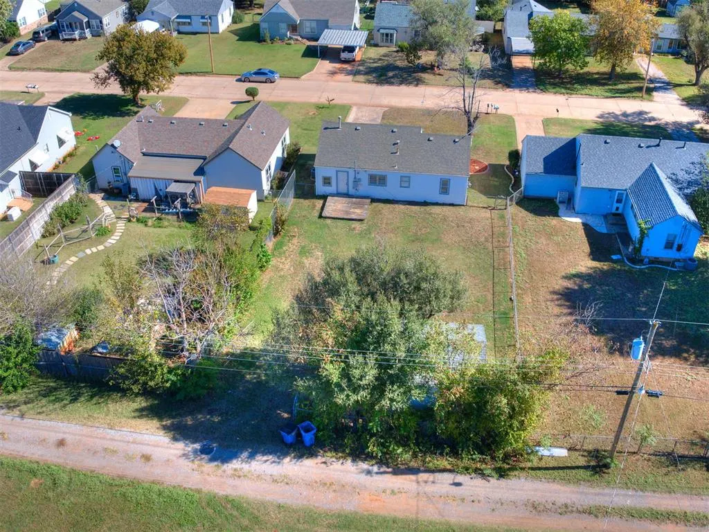 Photo 14 — 1102 S 9th Street, Kingfisher, OK 73750