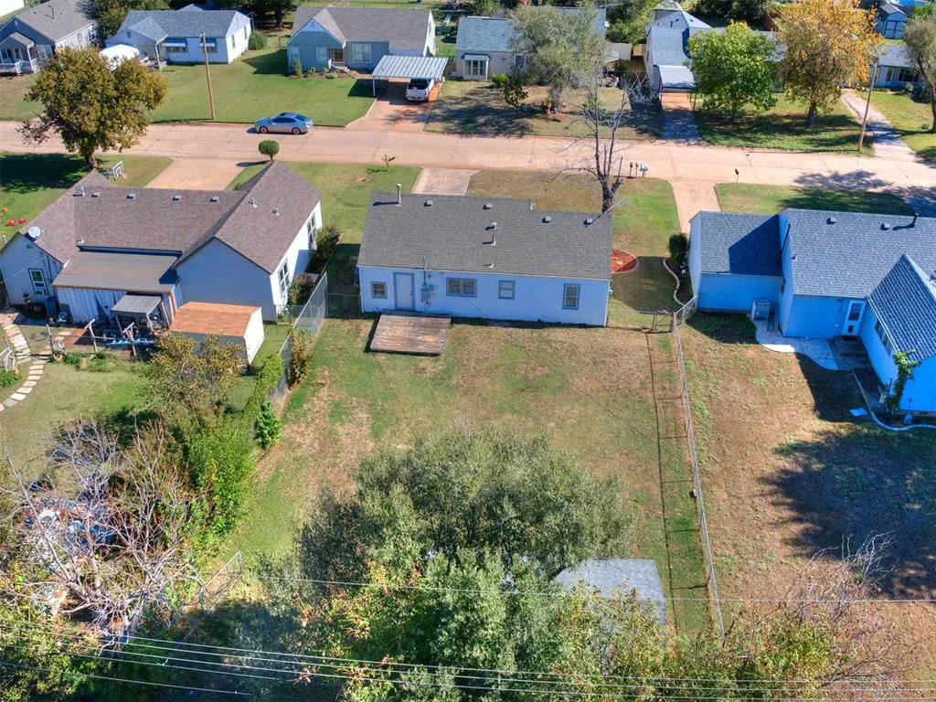 Photo 15 — 1102 S 9th Street, Kingfisher, OK 73750