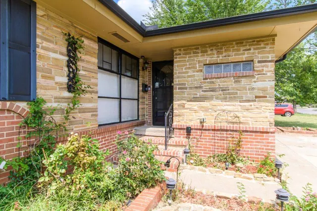 Photo 4 — 2929 N Utah Avenue, Oklahoma City, OK 73107