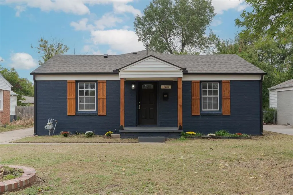 Front exterior — 6811 NW 43rd Street, Bethany, OK 73008