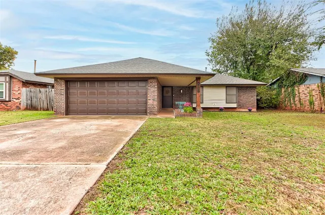 Front exterior — 10908 Beaulaine Place, Oklahoma City, OK 73114