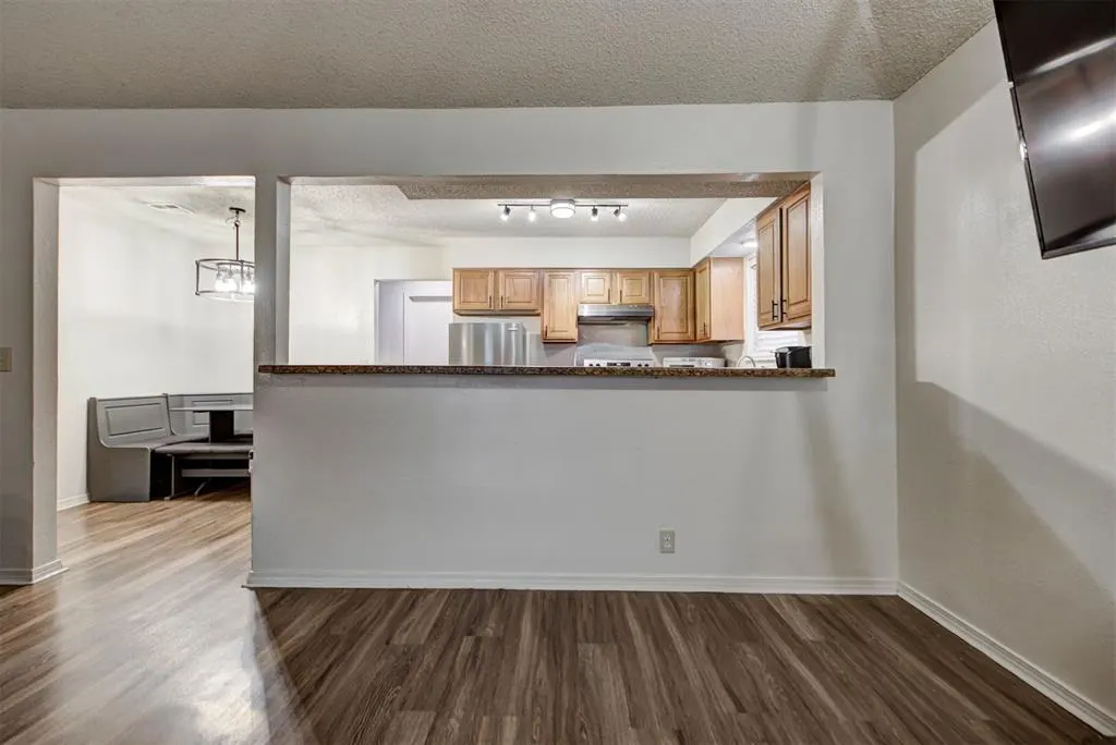 Photo 16 — 10908 Beaulaine Place, Oklahoma City, OK 73114