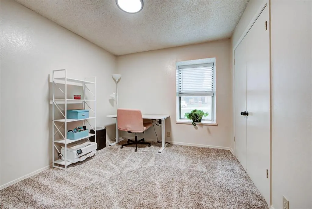 Photo 29 — 10908 Beaulaine Place, Oklahoma City, OK 73114