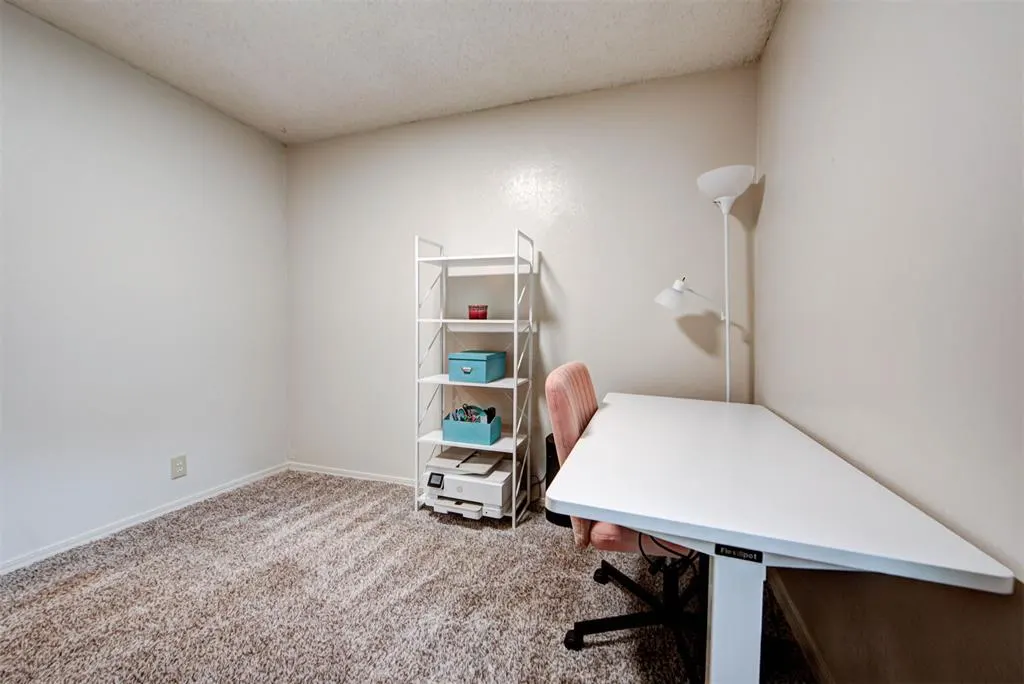 Photo 31 — 10908 Beaulaine Place, Oklahoma City, OK 73114