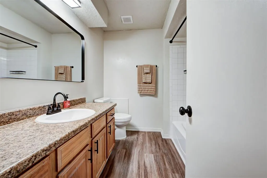 Photo 33 — 10908 Beaulaine Place, Oklahoma City, OK 73114