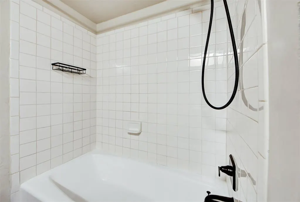 Photo 34 — 10908 Beaulaine Place, Oklahoma City, OK 73114