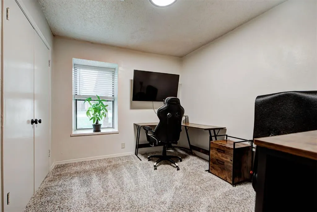 Photo 36 — 10908 Beaulaine Place, Oklahoma City, OK 73114