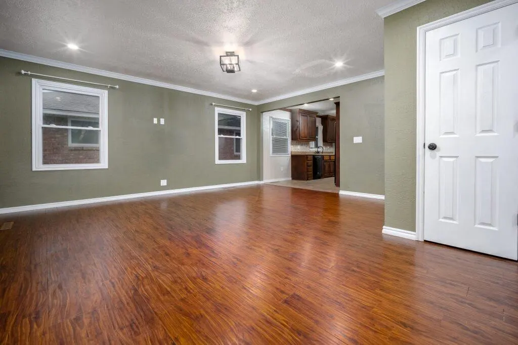 Photo 6 — 3700 N Land Avenue, Oklahoma City, OK 73112