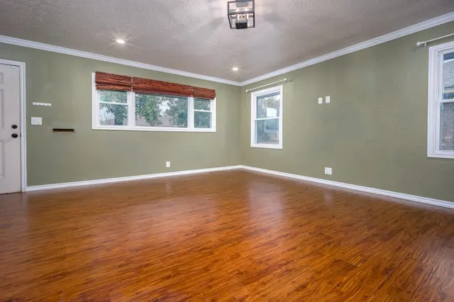 Photo 7 — 3700 N Land Avenue, Oklahoma City, OK 73112