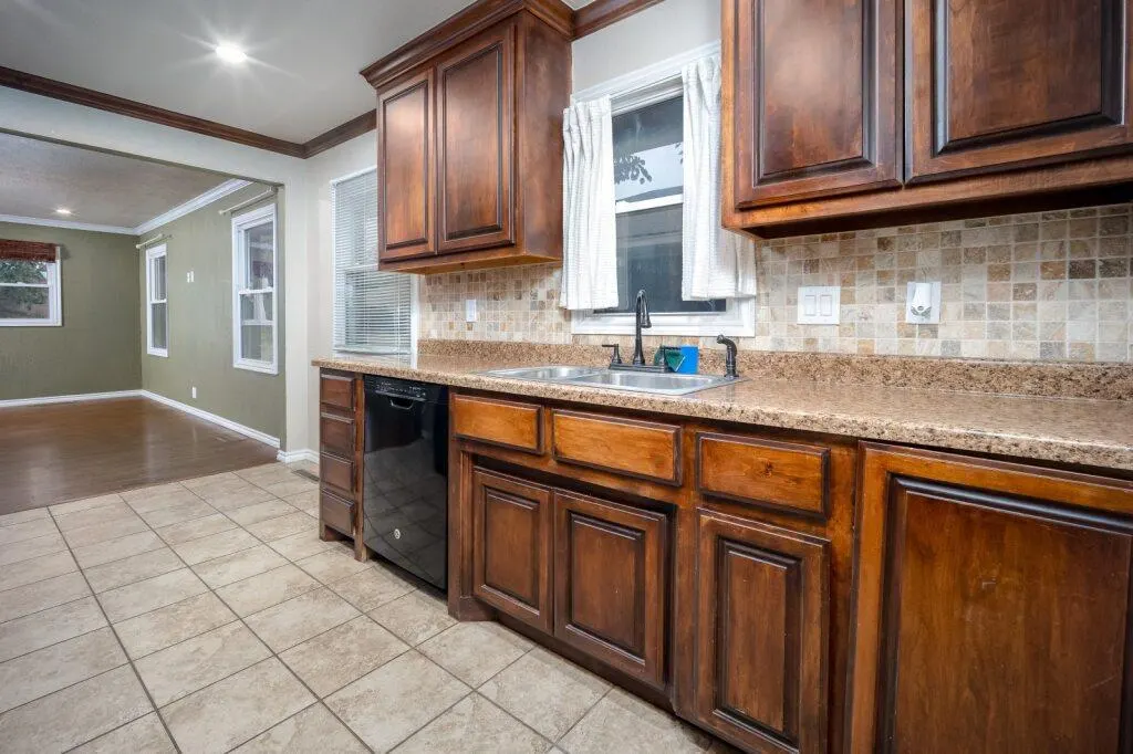 Photo 10 — 3700 N Land Avenue, Oklahoma City, OK 73112