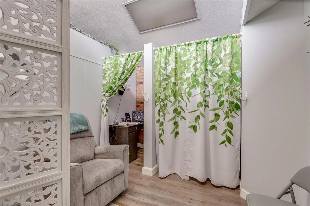 Photo 32 — 20 E Dunloup Street, Shawnee, OK 74804