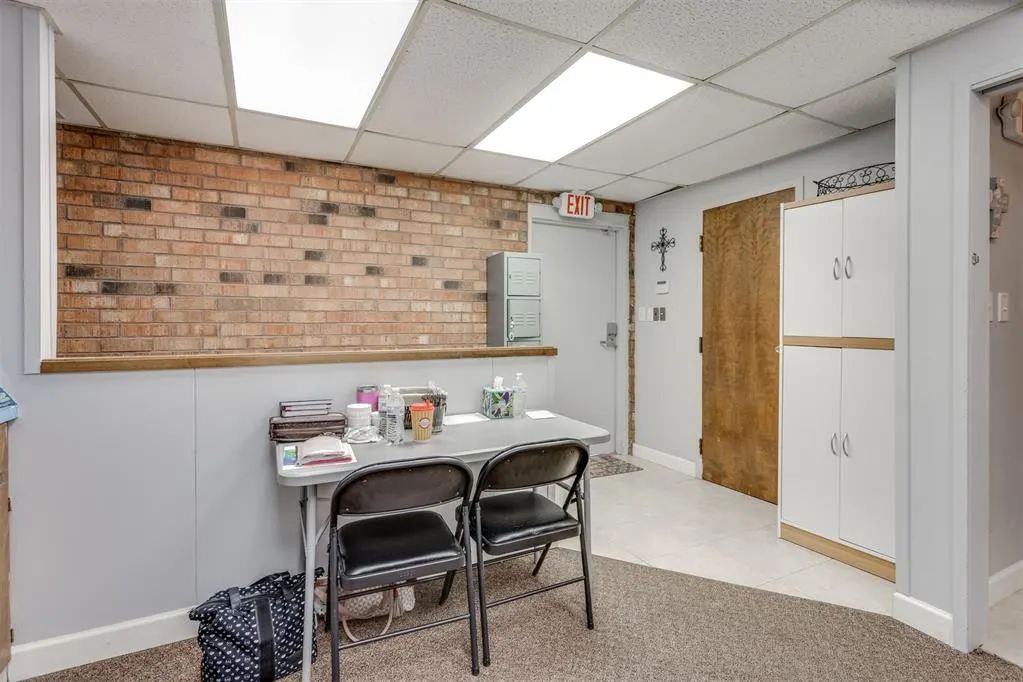 Photo 37 — 20 E Dunloup Street, Shawnee, OK 74804