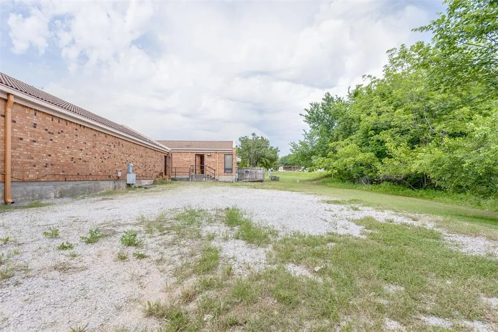 Photo 47 — 20 E Dunloup Street, Shawnee, OK 74804