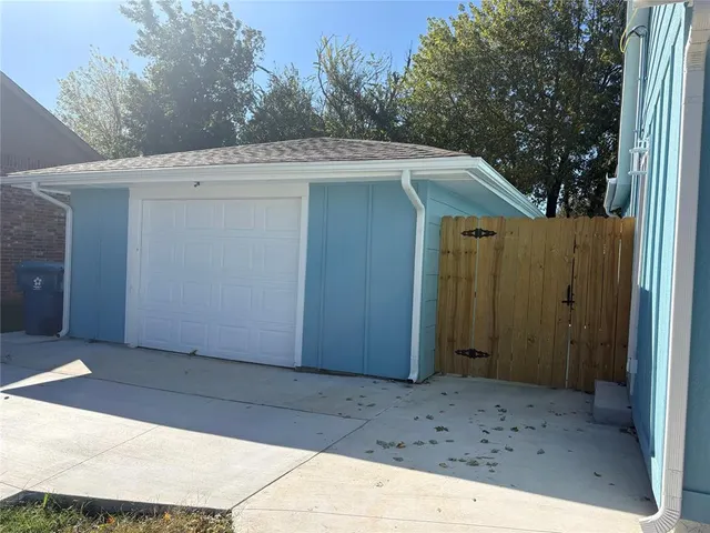 Photo 2 — 205 NW 2nd Street, Tuttle, OK 73089