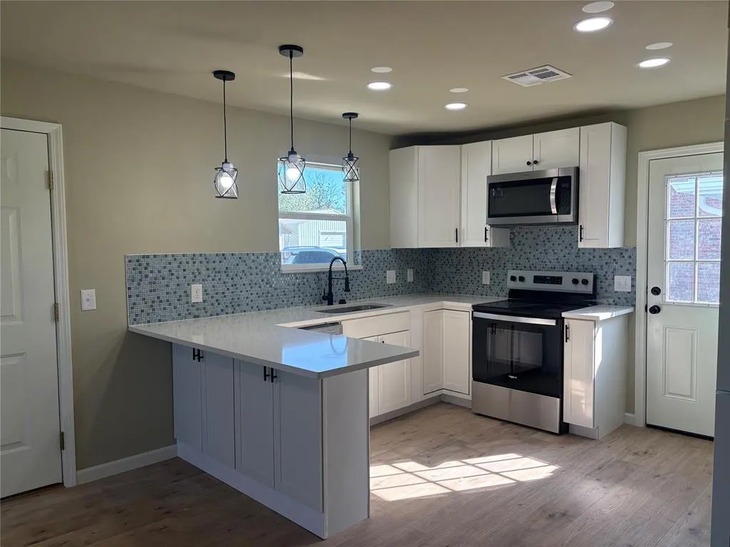 Photo 23 — 205 NW 2nd Street, Tuttle, OK 73089