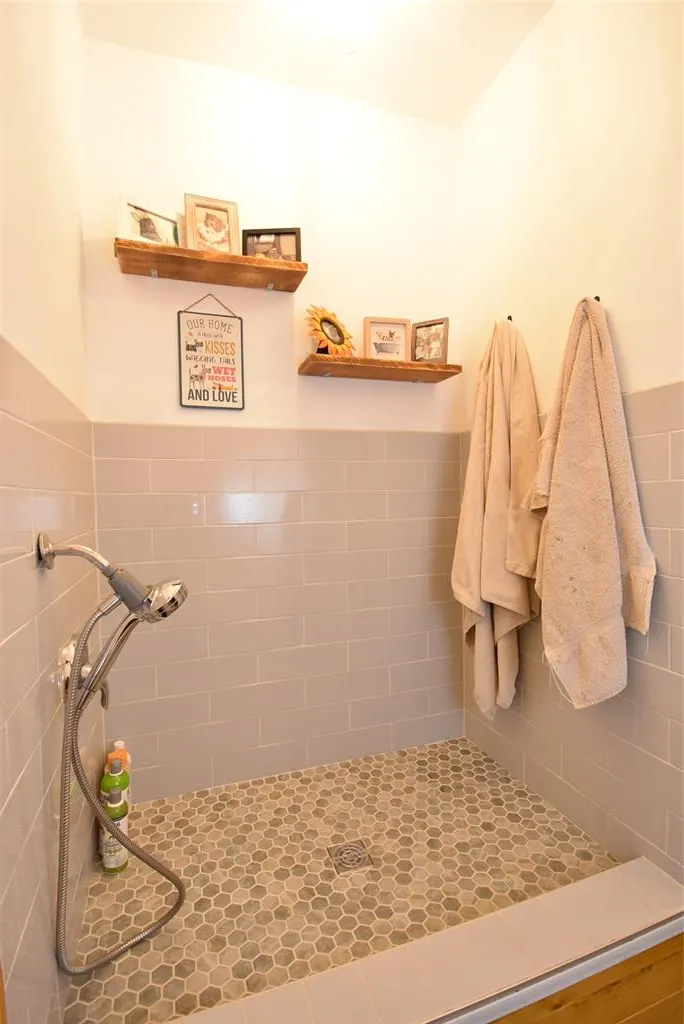 Photo 17 — 35286 EW 1230 Road, Seminole, OK 74868