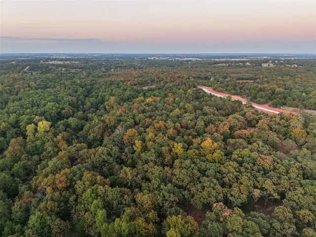Photo 5 — 00004 E 1060 Road, McLoud, OK 74851