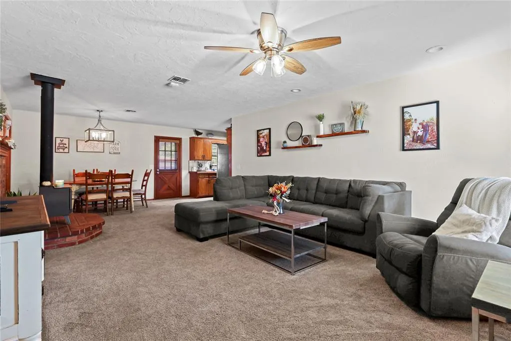 Photo 5 — 2201 Morgandee Lane, Weatherford, OK 73096