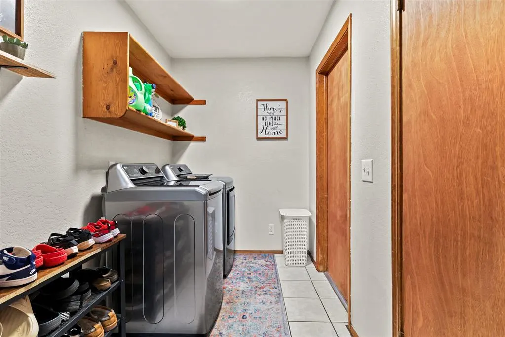 Photo 11 — 2201 Morgandee Lane, Weatherford, OK 73096